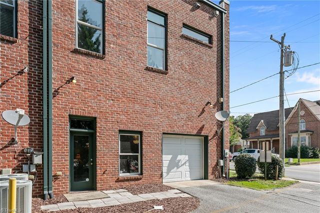 460 Arlington Street, Greensboro, NC 27406
