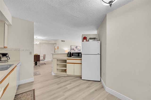 5936 Morningstar Cir 104, Delray Beach, FL 33484