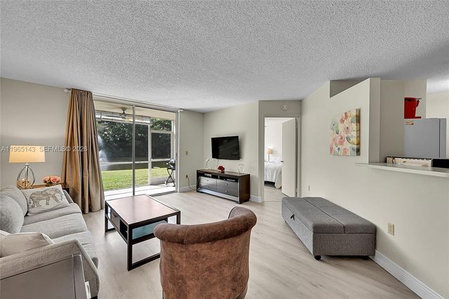 5936 Morningstar Cir 104, Delray Beach, FL 33484