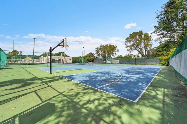 5936 Morningstar Cir 104, Delray Beach, FL 33484