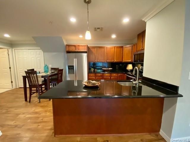 915 Dolphin Lane 915, Holbrook, NY 11741