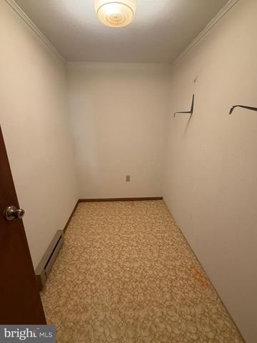 1521 HICKSTOWN RD, Sicklerville, NJ 08081