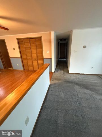 1521 HICKSTOWN RD, Sicklerville, NJ 08081