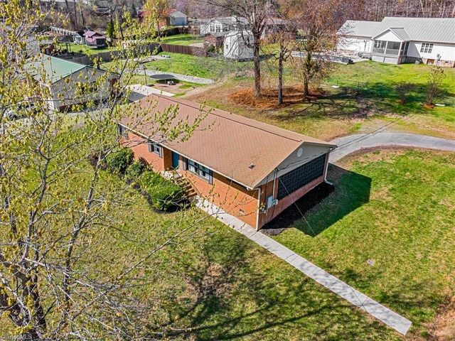 219 Tarheel Drive, Archdale, NC 27263