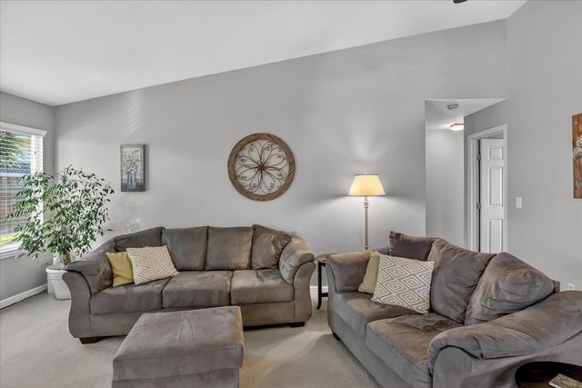 4800 Endicott Ct, Salida, CA 95368