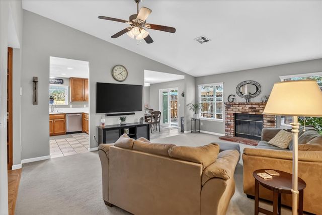 4800 Endicott Ct, Salida, CA 95368