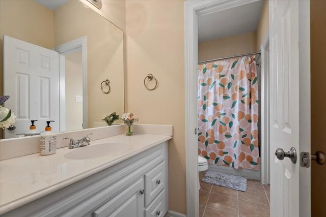 2714 Windy Thicket Lane, Houston, TX 77082