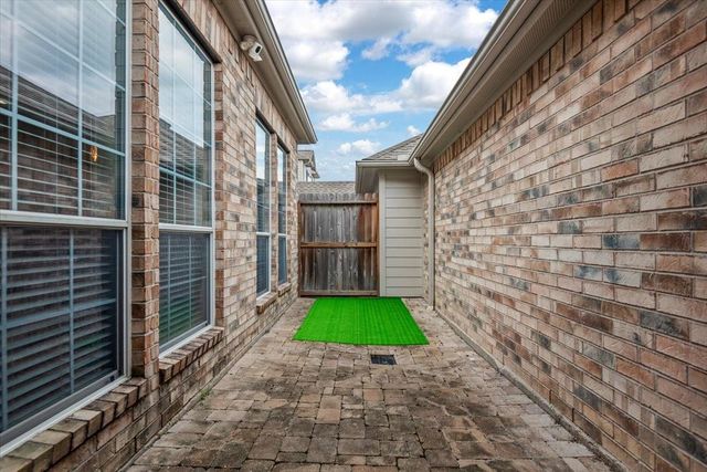 2714 Windy Thicket Lane, Houston, TX 77082