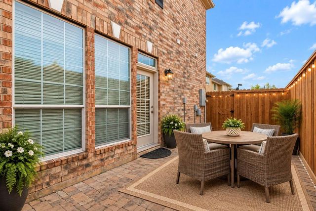 2714 Windy Thicket Lane, Houston, TX 77082