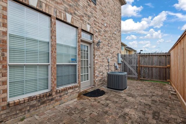 2714 Windy Thicket Lane, Houston, TX 77082
