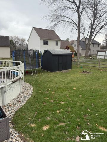 945 Santa Fe Court, Bedford Twp, MI 48182