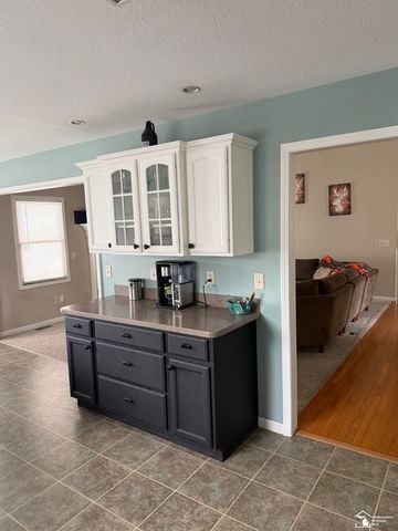 945 Santa Fe Court, Bedford Twp, MI 48182