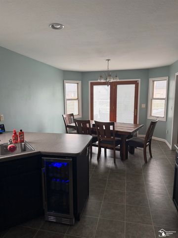 945 Santa Fe Court, Bedford Twp, MI 48182