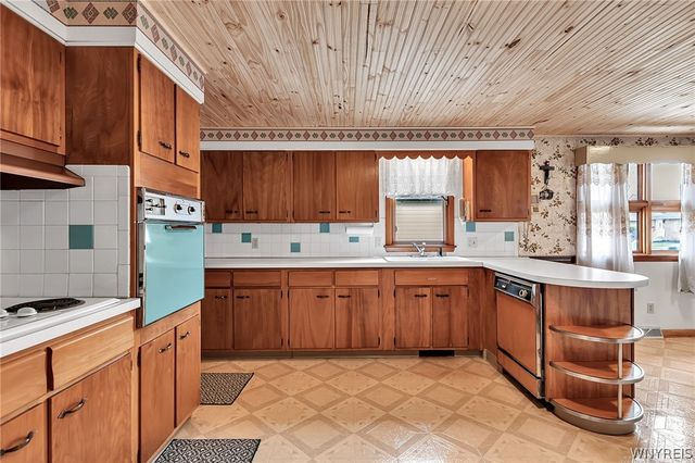 128 Banko Drive, Cheektowaga, NY 14043