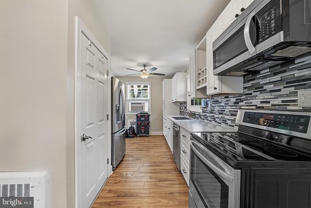 192 KUGLER AVE, Carneys Point, NJ 08069