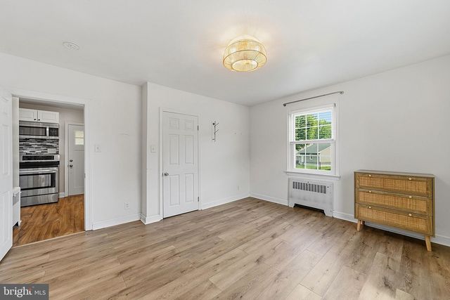192 KUGLER AVE, Carneys Point, NJ 08069