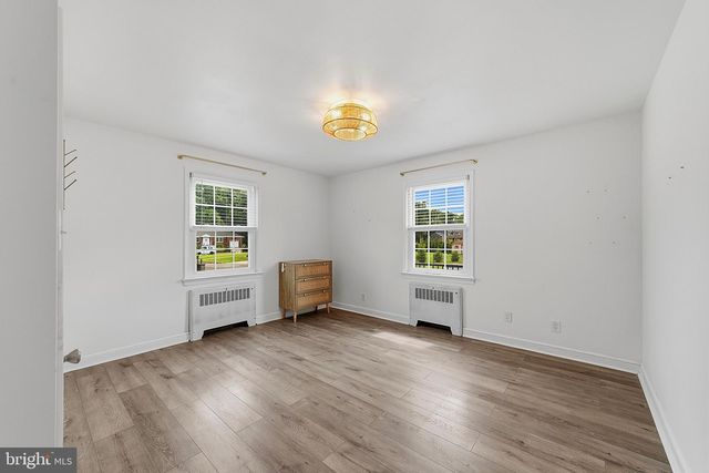 192 KUGLER AVE, Carneys Point, NJ 08069