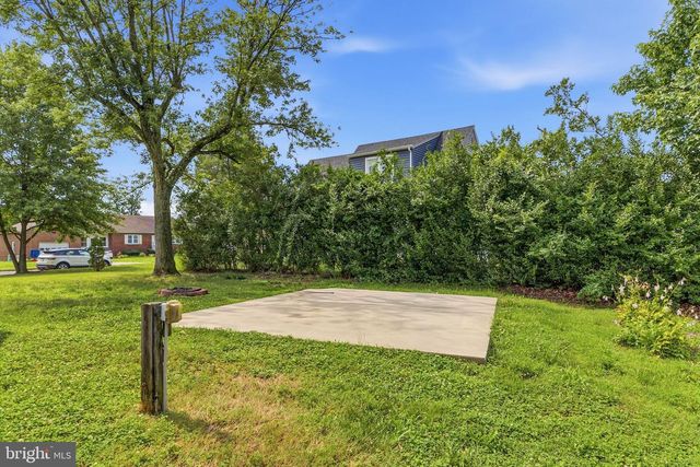 192 KUGLER AVE, Carneys Point, NJ 08069