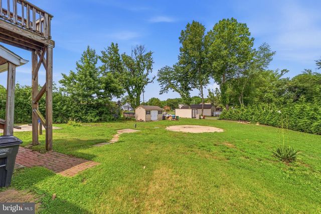 192 KUGLER AVE, Carneys Point, NJ 08069