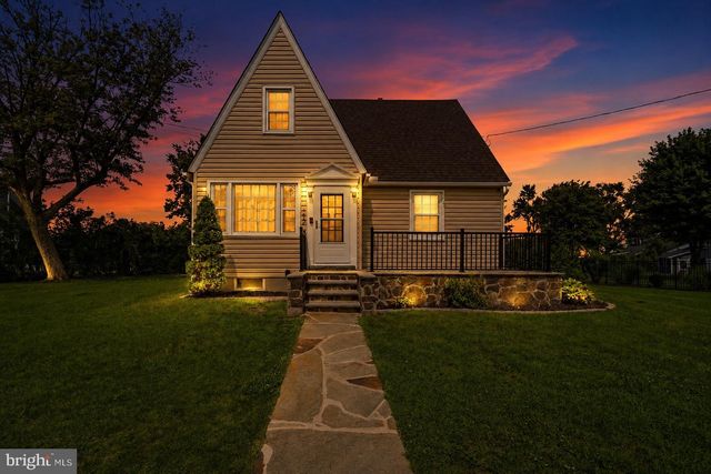 192 KUGLER AVE, Carneys Point, NJ 08069