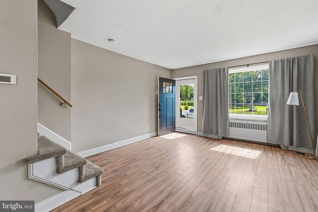 192 KUGLER AVE, Carneys Point, NJ 08069