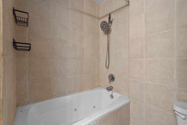 19 Vaqueria Lane, Hot Springs Village, AR 71909