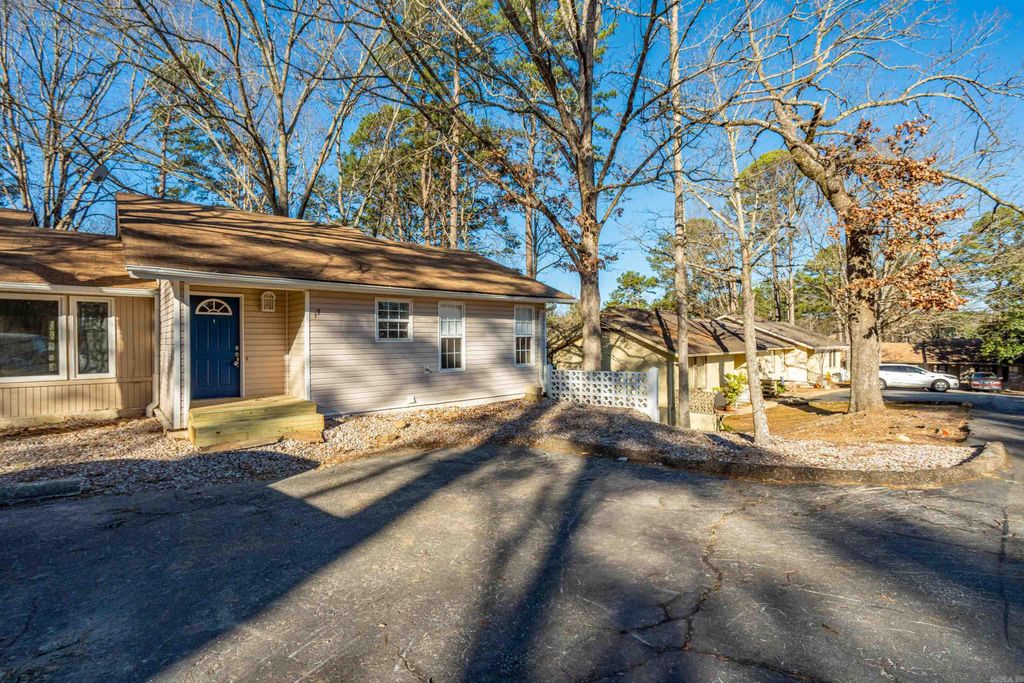 19 Vaqueria Lane, Hot Springs Village, AR 71909