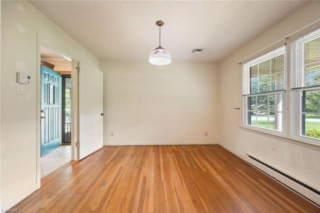 123 Tangle Drive, Jamestown, NC 27282