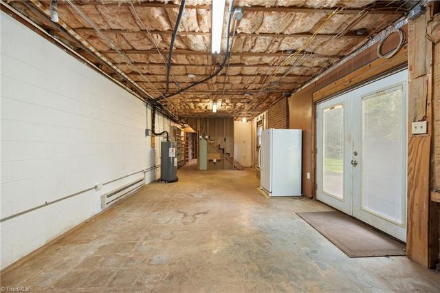 123 Tangle Drive, Jamestown, NC 27282