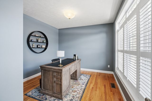 20 Hancock Rd, Windham, NH 03087