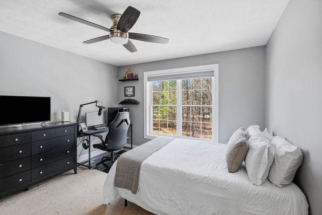 20 Hancock Rd, Windham, NH 03087