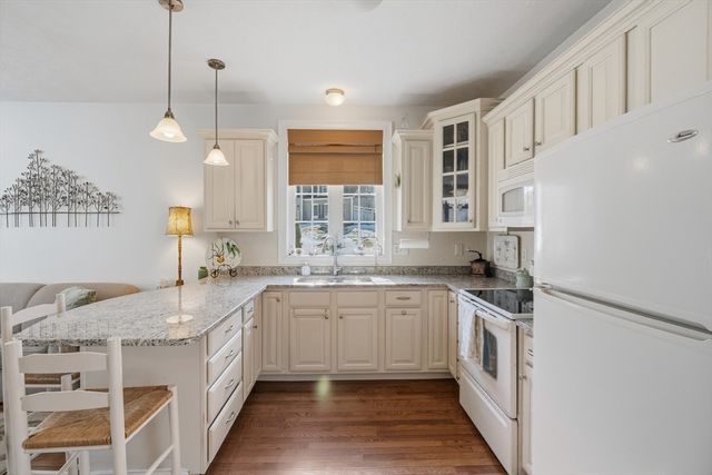 20 Hancock Rd, Windham, NH 03087