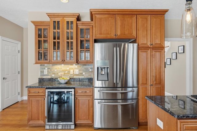 20 Hancock Rd, Windham, NH 03087