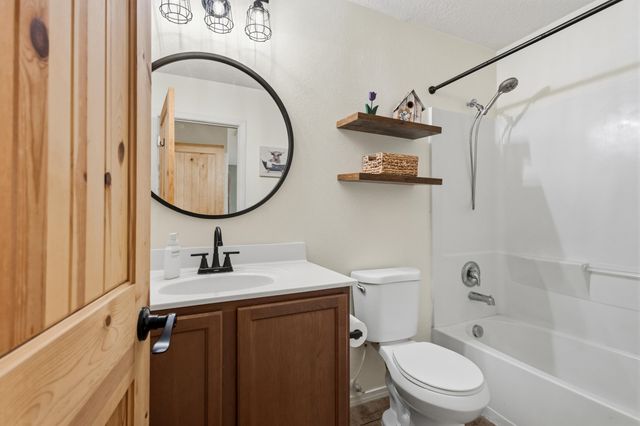 3361 Campfire Street SW, Los Lunas, NM 87031