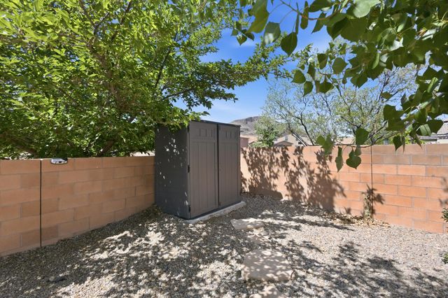 3361 Campfire Street SW, Los Lunas, NM 87031