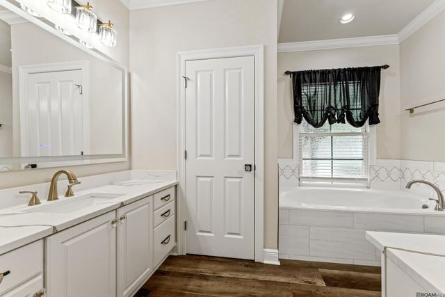 18019 Timberview Dr, Prairieville, LA 70769
