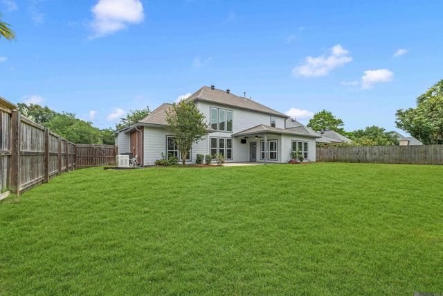 18019 Timberview Dr, Prairieville, LA 70769