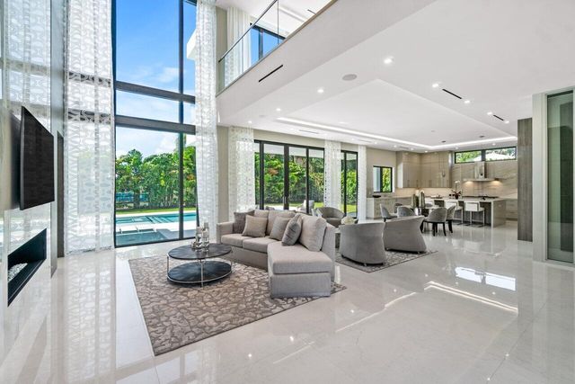 2391 Areca Palm Road, Boca Raton, FL 33432