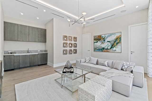 2391 Areca Palm Road, Boca Raton, FL 33432