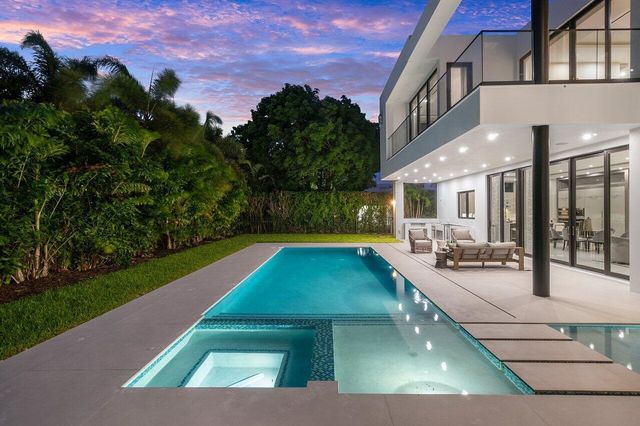 2391 Areca Palm Road, Boca Raton, FL 33432