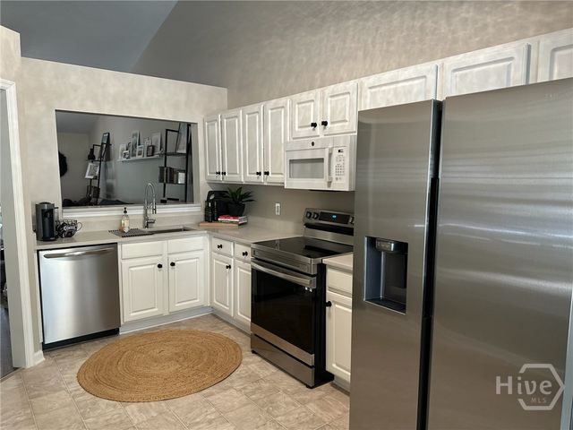 115 River Pointe, Savannah, GA 31410