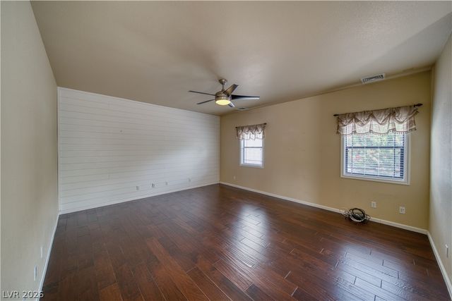 2061 Iroquois Avenue, Pahrump, NV 89048