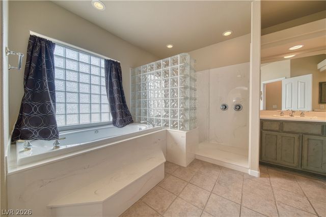 2061 Iroquois Avenue, Pahrump, NV 89048