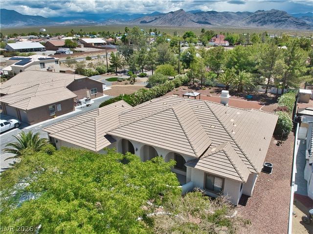 2061 Iroquois Avenue, Pahrump, NV 89048