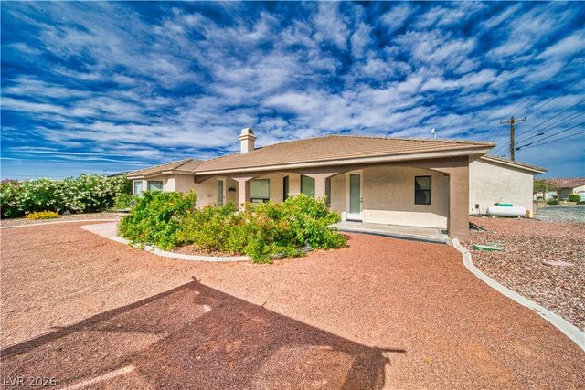 2061 Iroquois Avenue, Pahrump, NV 89048
