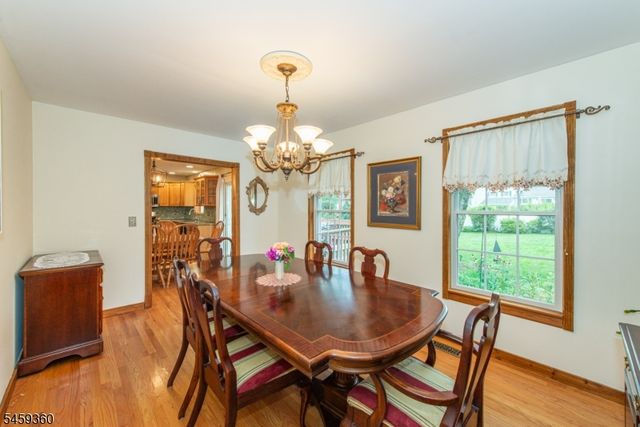 18 Kadel Dr, Roxbury Twp., NJ 07876