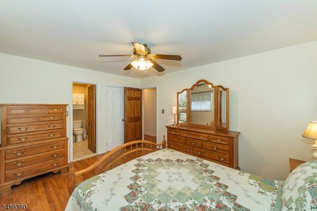 18 Kadel Dr, Roxbury Twp., NJ 07876