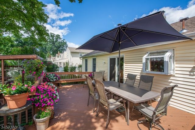 18 Kadel Dr, Roxbury Twp., NJ 07876