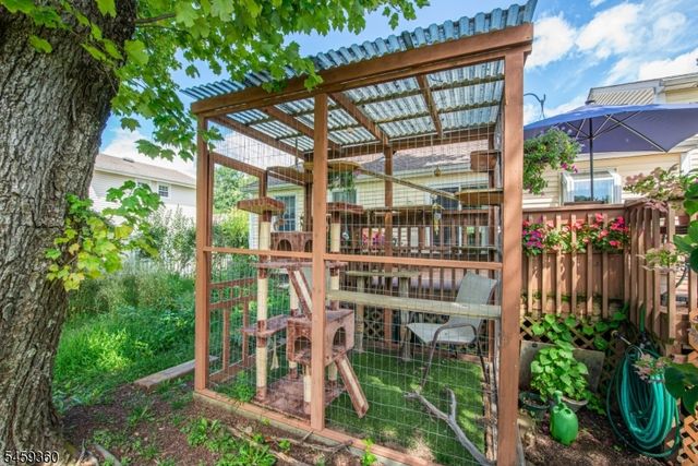 18 Kadel Dr, Roxbury Twp., NJ 07876