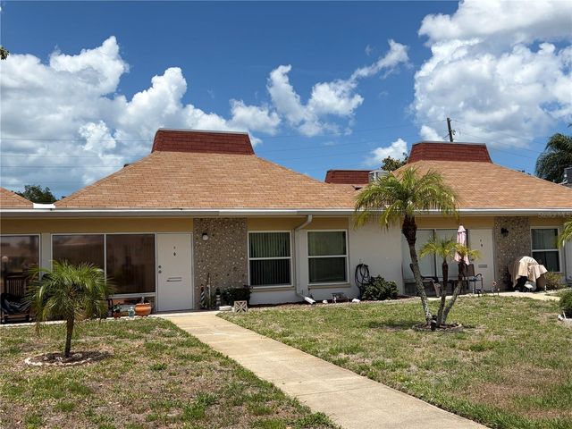4345 TAHITIAN GARDENS CIRCLE C, Holiday, FL 34691